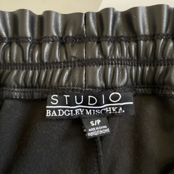 Badgley Mischka Faux Leather Paper Bag Pants Wrap Tie S - Picture 7 of 8